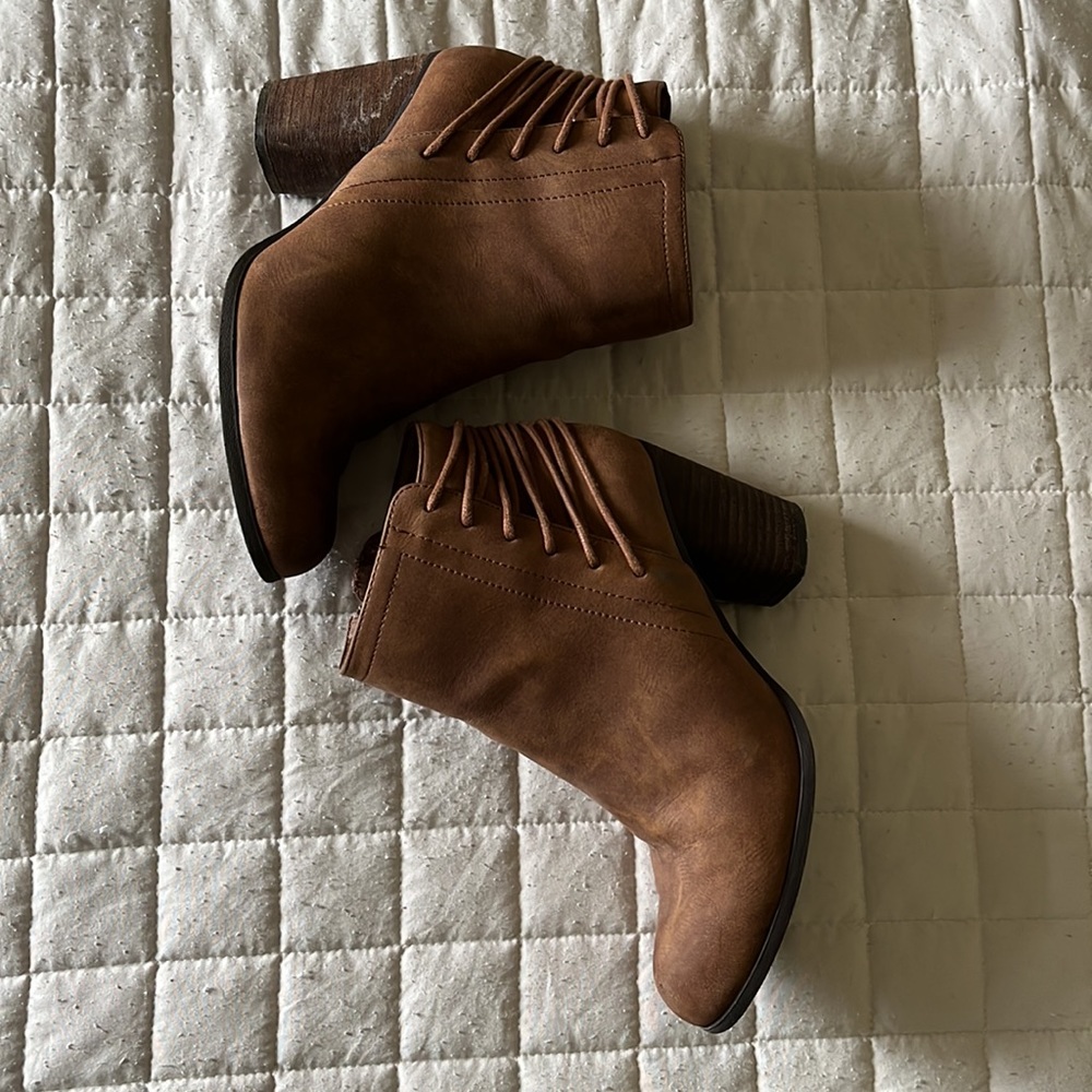Booties - Picture 4 of 4